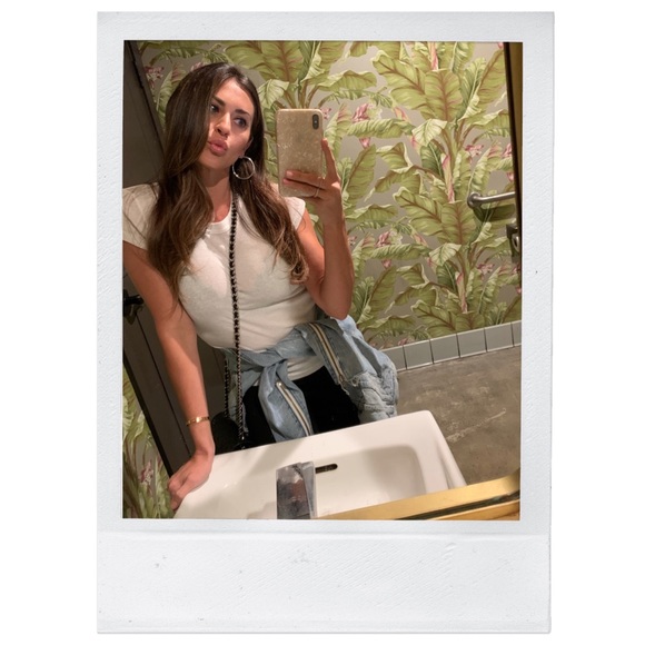 ❥ MEET YOUR STYLIST ❥ - Picture 8 of 12